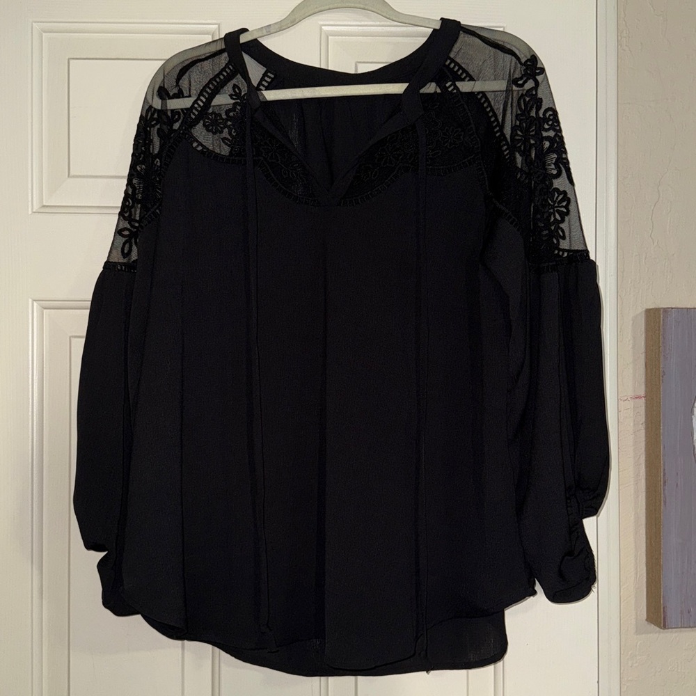 Elegant Black Lace Women's Top